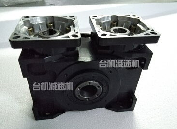 雙級蝸輪減速機 雙級蝸輪減速機